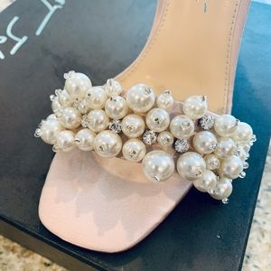 Betsey Johnson Fay Blush Heel in Ivory and Pearls size 7